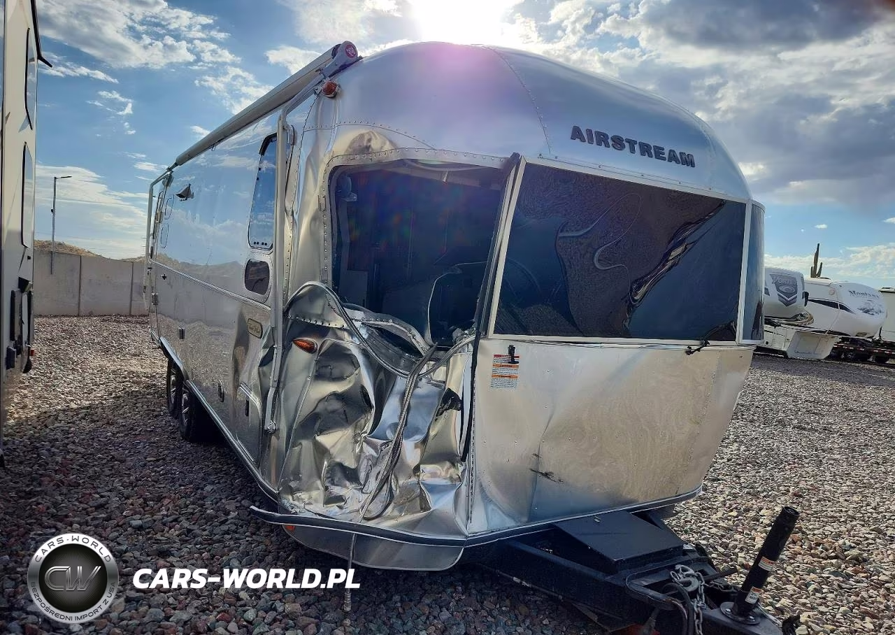 2024 Airstream Camper – zdjęcie 1 z 10