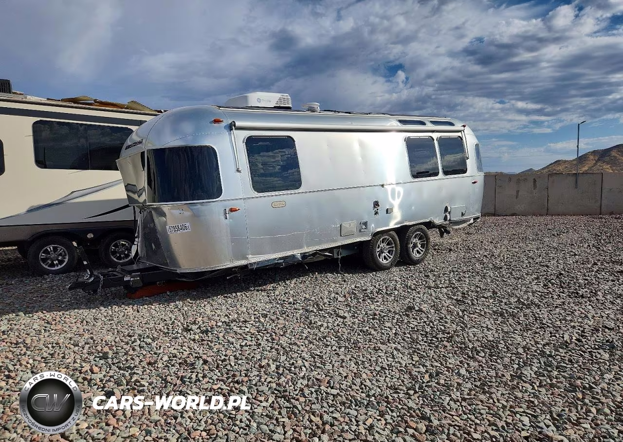 2024 Airstream Camper VIN:1STJVYJ28RJ569692 - 10