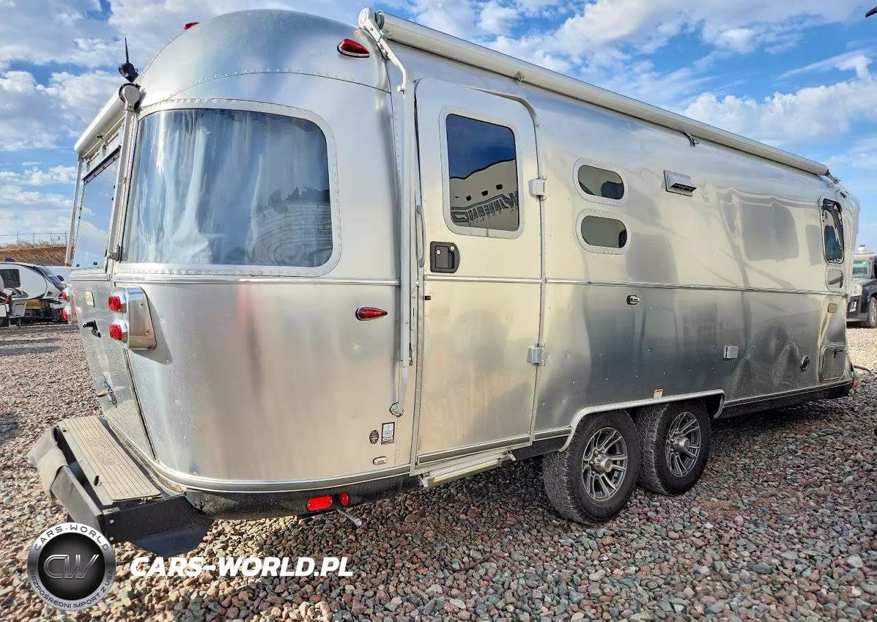 2024 Airstream Camper VIN:1STJVYJ28RJ569692 - 4