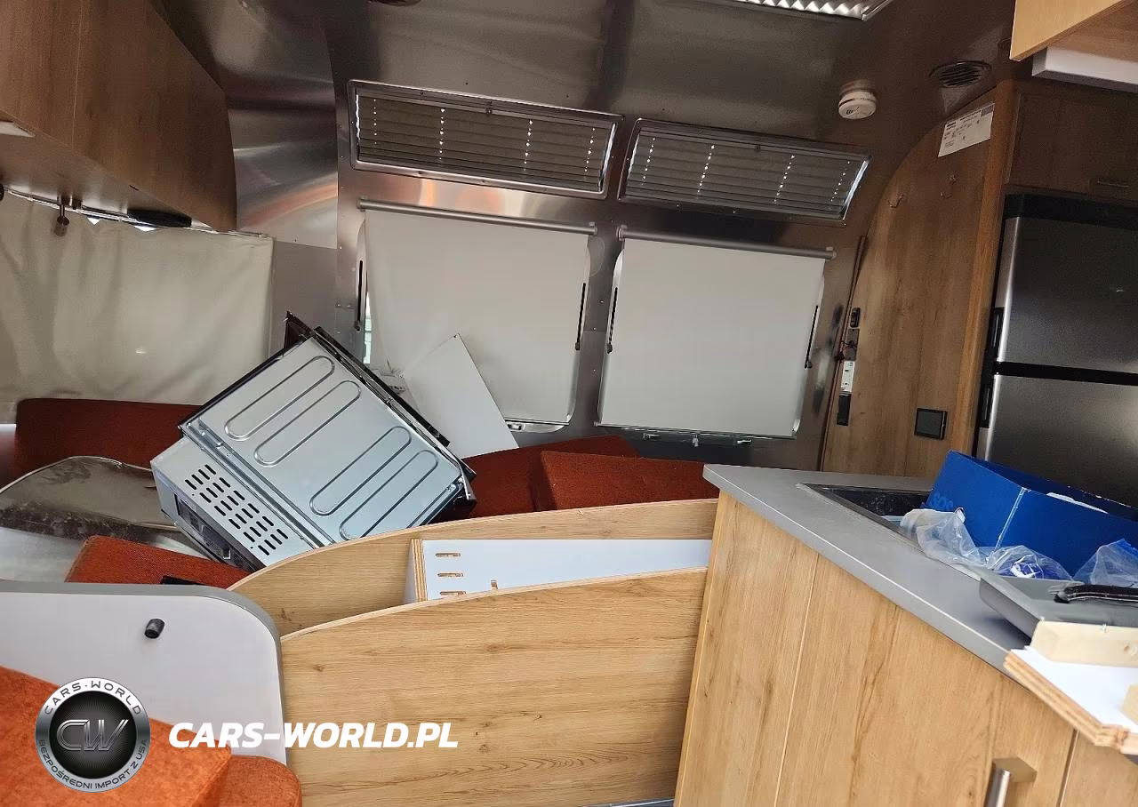 2024 Airstream Camper VIN:1STJVYJ28RJ569692 - 5