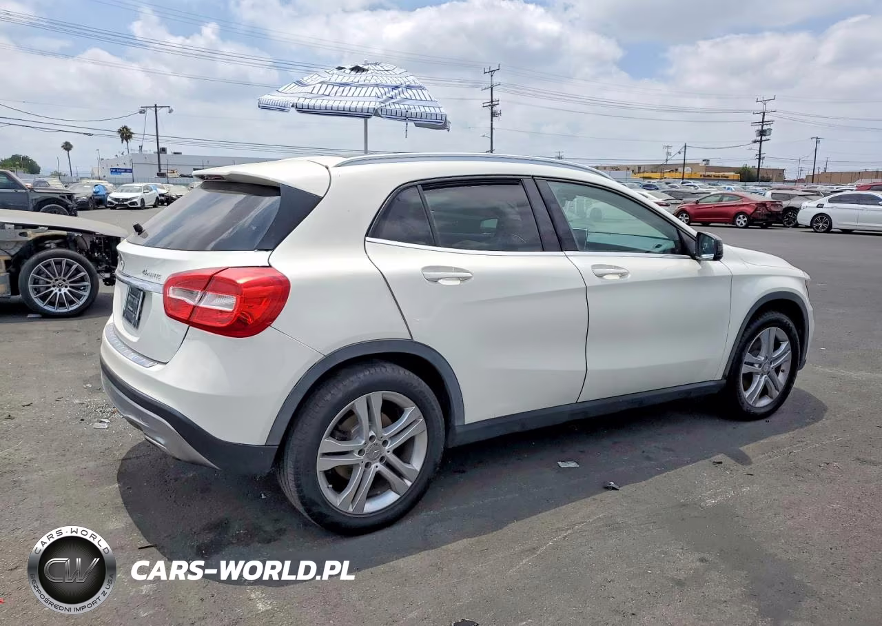 2016 Mercedes-Benz Gla 250 4Matic VIN:WDCTG4GB8GJ225417 - 3