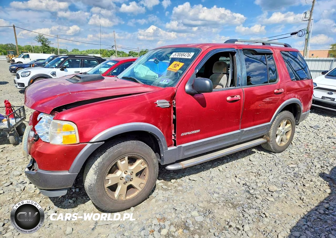 2004 Ford Explorer Xlt
