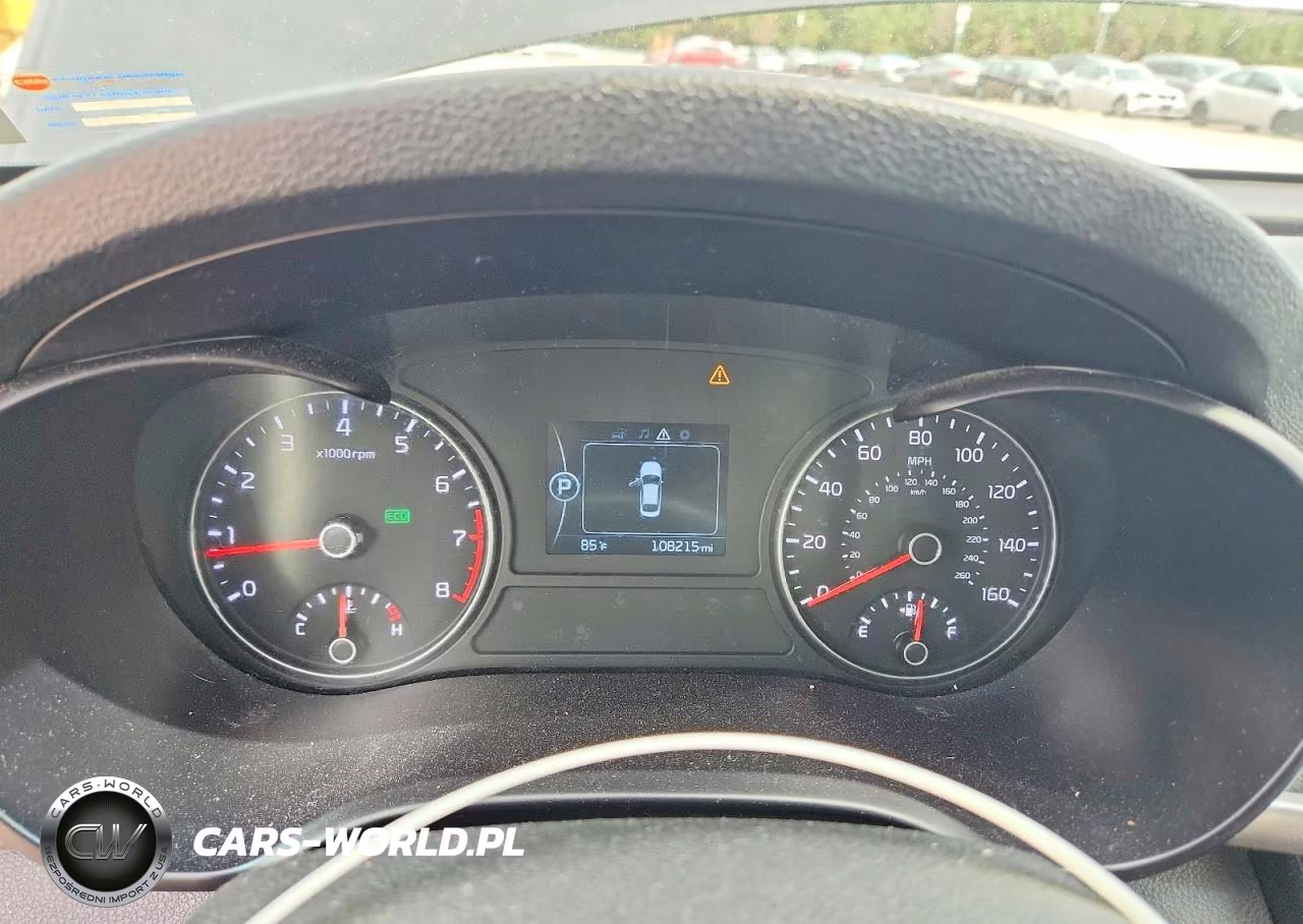 2018 Kia Optima Lx VIN:5XXGT4L31JG257591 - 9