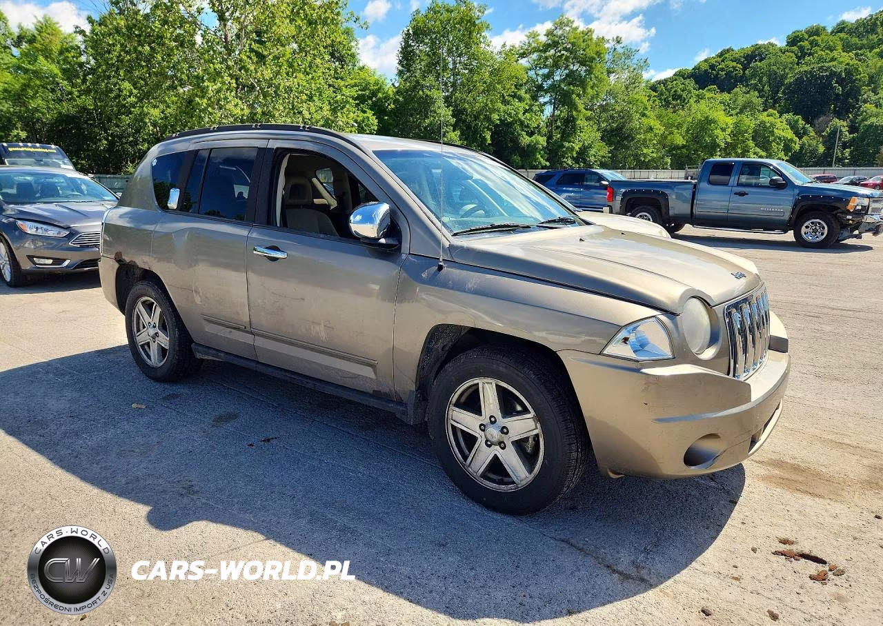 2008 Jeep Compass Sport VIN:1J8FF47W68D713640 - 4
