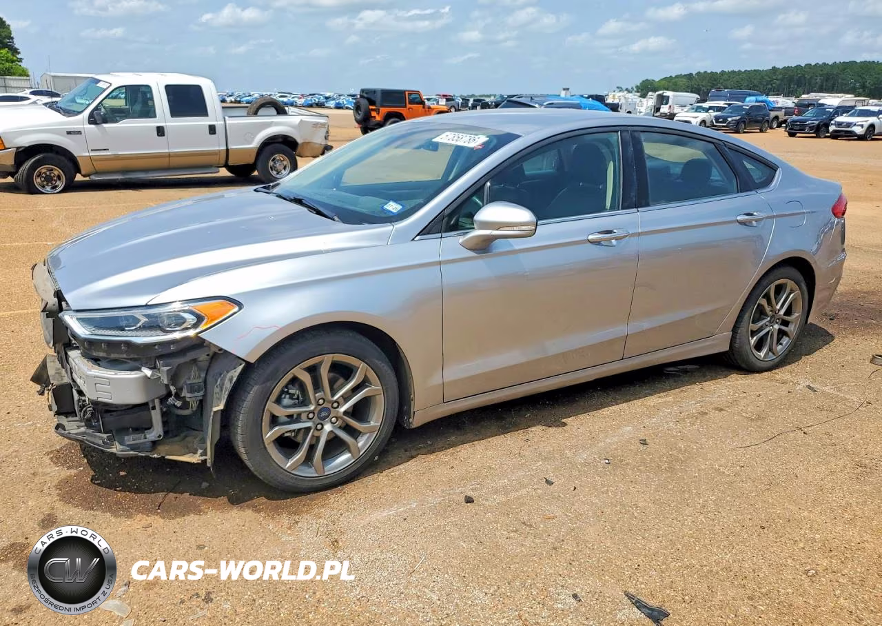 2020 Ford Fusion Sel – zdjęcie 1 z 12