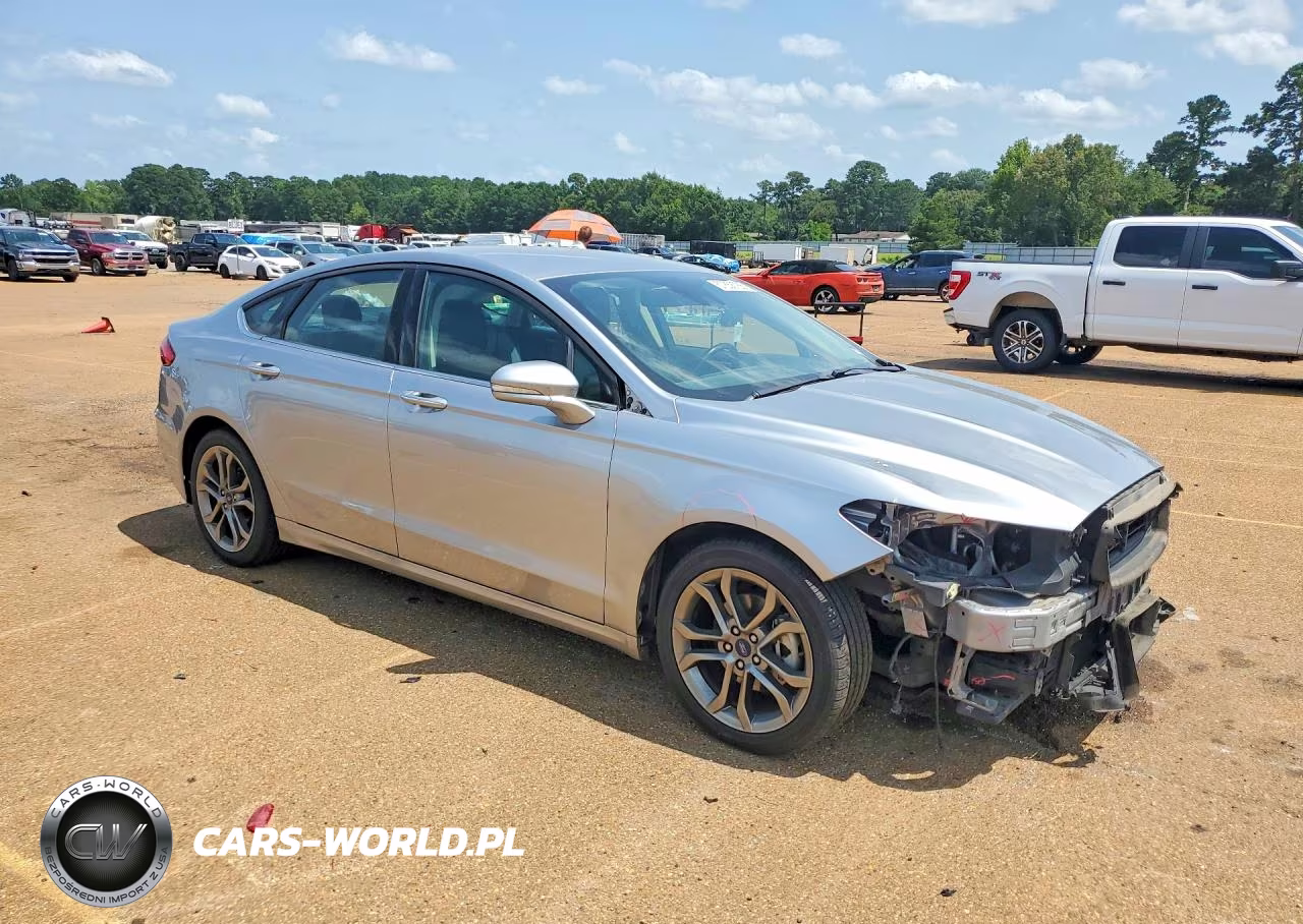 2020 Ford Fusion Sel VIN:3FA6P0CD7LR137161 - 4