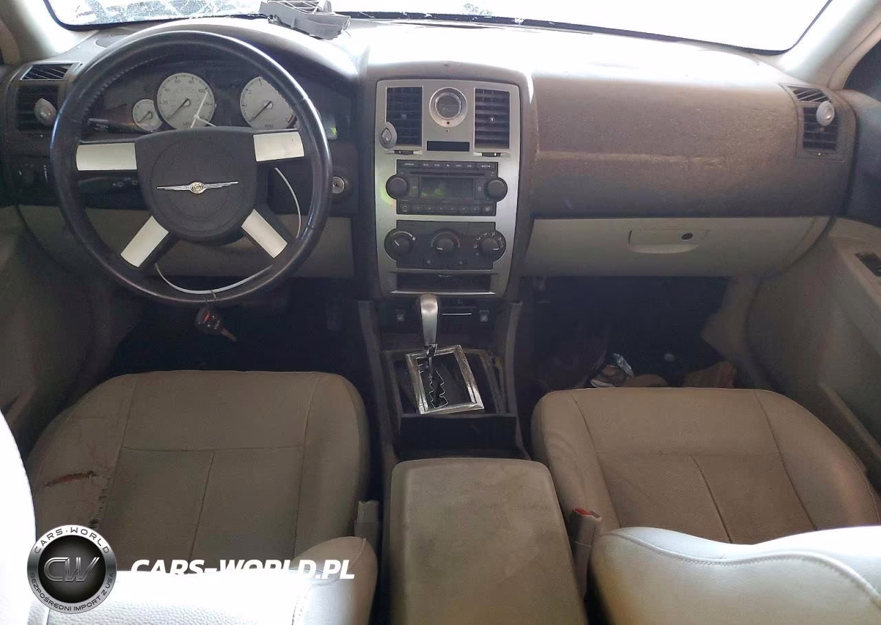 2007 Chrysler 300 Touring VIN:2C3KA53G57H633809 - 8