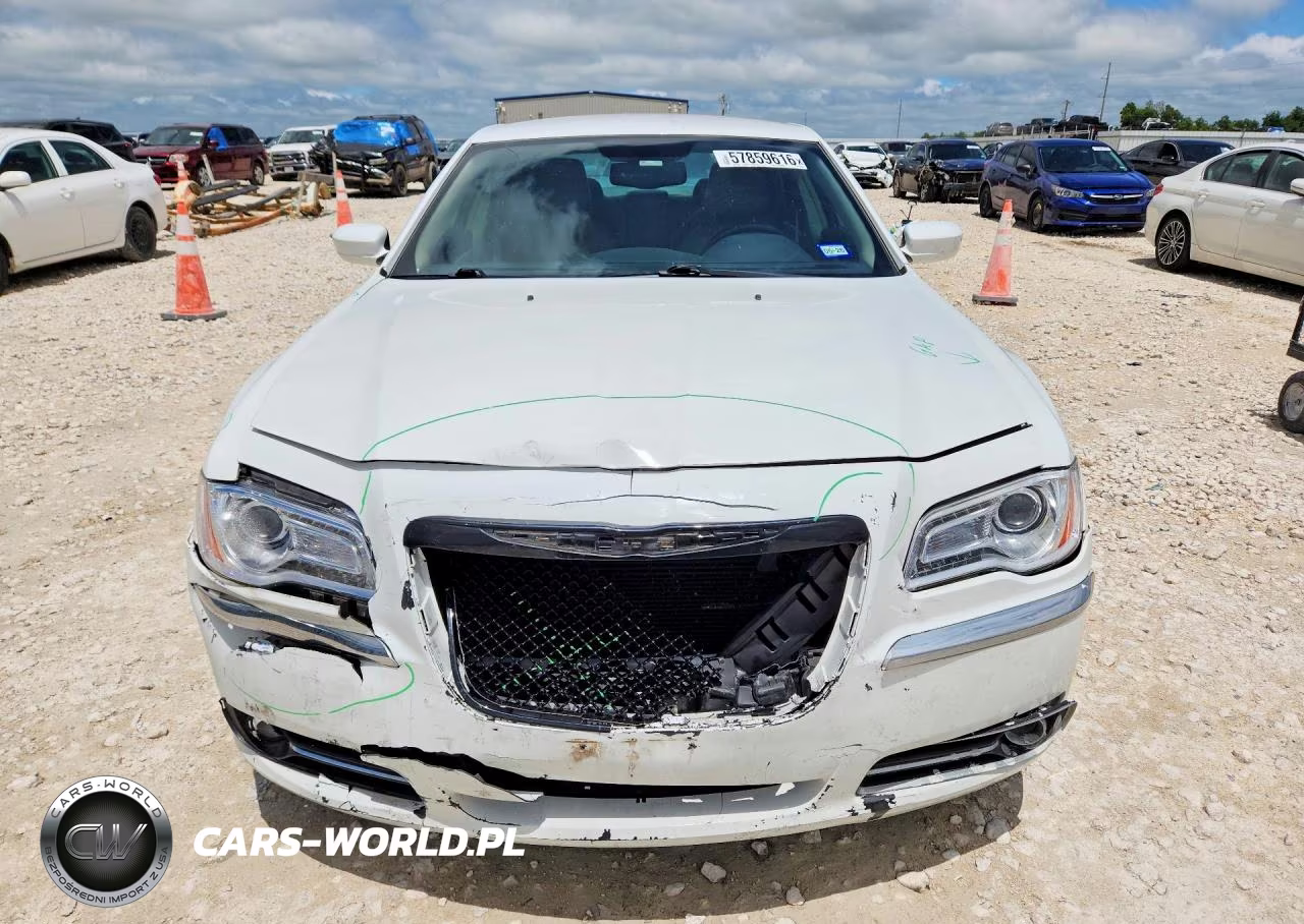 2013 Chrysler 300 VIN:2C3CCAAG7DH514990 - 5