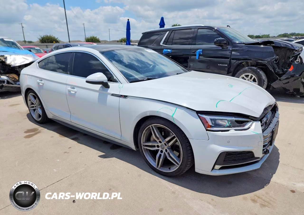 2019 Audi A5 Premium Plus S-Line VIN:WAUENCF5XKA005454 - 4