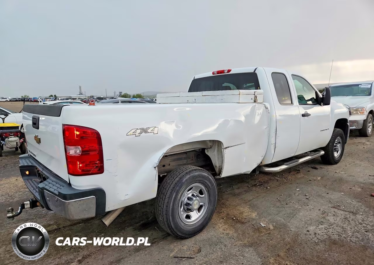 2009 Chevrolet Silverado K2500 Heavy Duty VIN:1GCHK49KX9E102026 - 3