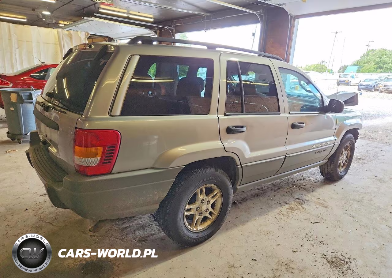 2002 Jeep Grand Cherokee Laredo VIN:1J4GW48S12C162208 - 3