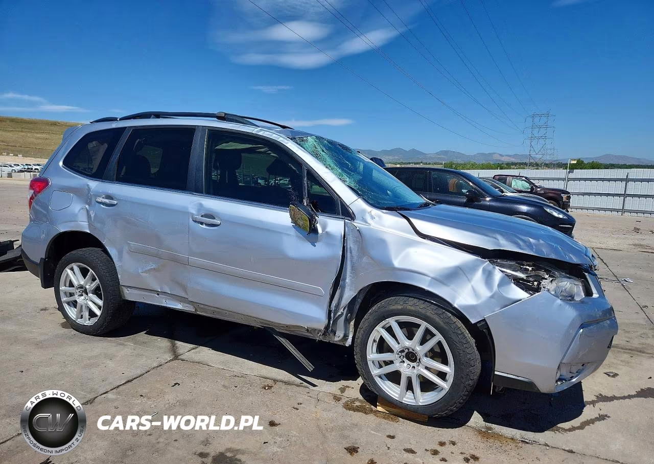 2015 Subaru Forester 2.0Xt Touring VIN:JF2SJGWC0FH531940 - 4