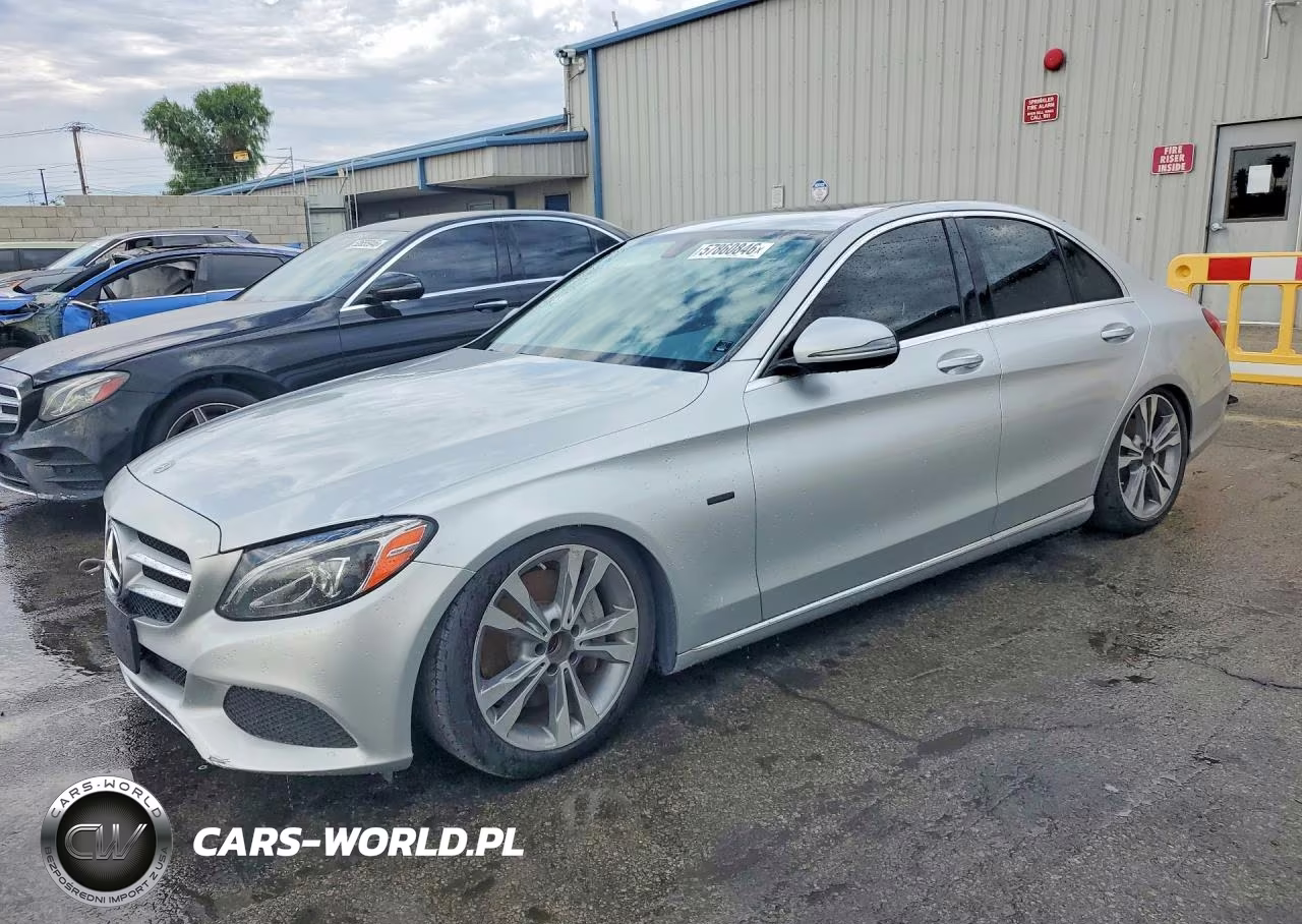 2018 Mercedes-Benz C 350E – zdjęcie 1 z 12