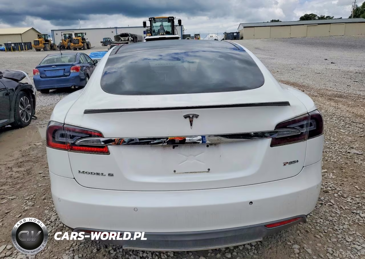 2014 Tesla Model S VIN:5YJSA1H16EFP57440 - 6