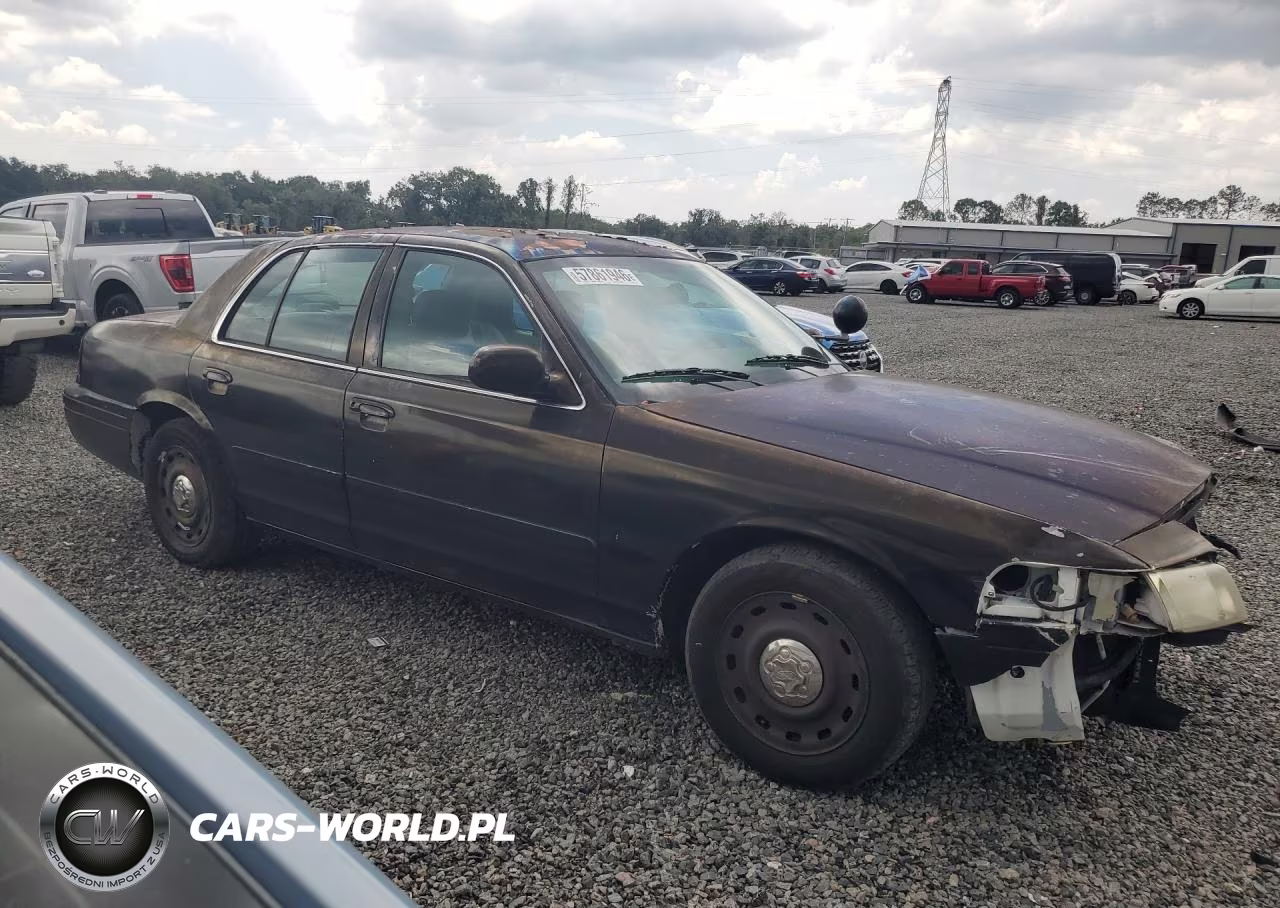 2004 Ford Crown Victoria Police Interceptor VIN:2FAHP71W34X154662 - 4