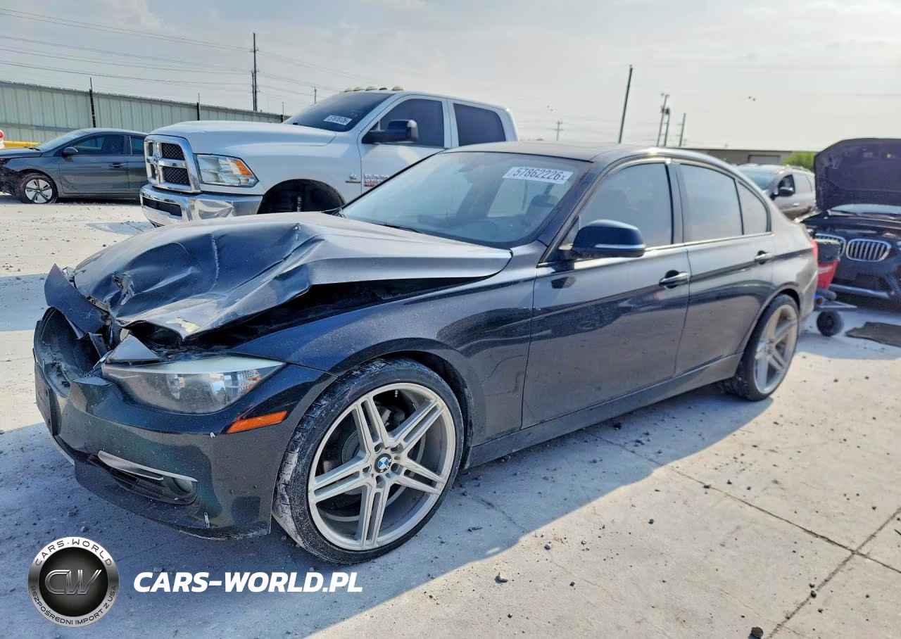2013 BMW 328 I – zdjęcie 1 z 12