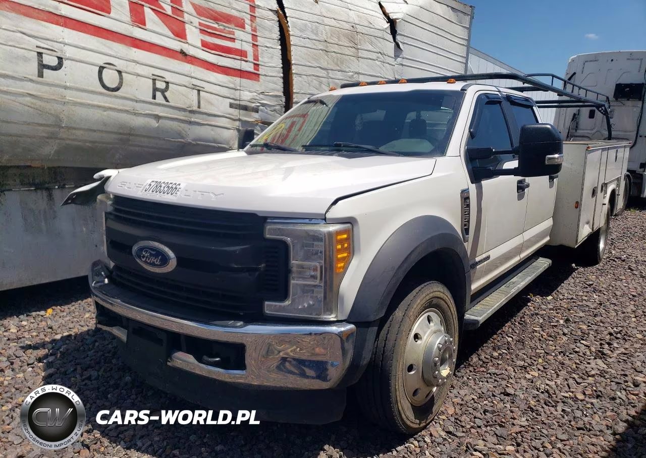 2017 Ford F550 Super Duty – zdjęcie 1 z 12