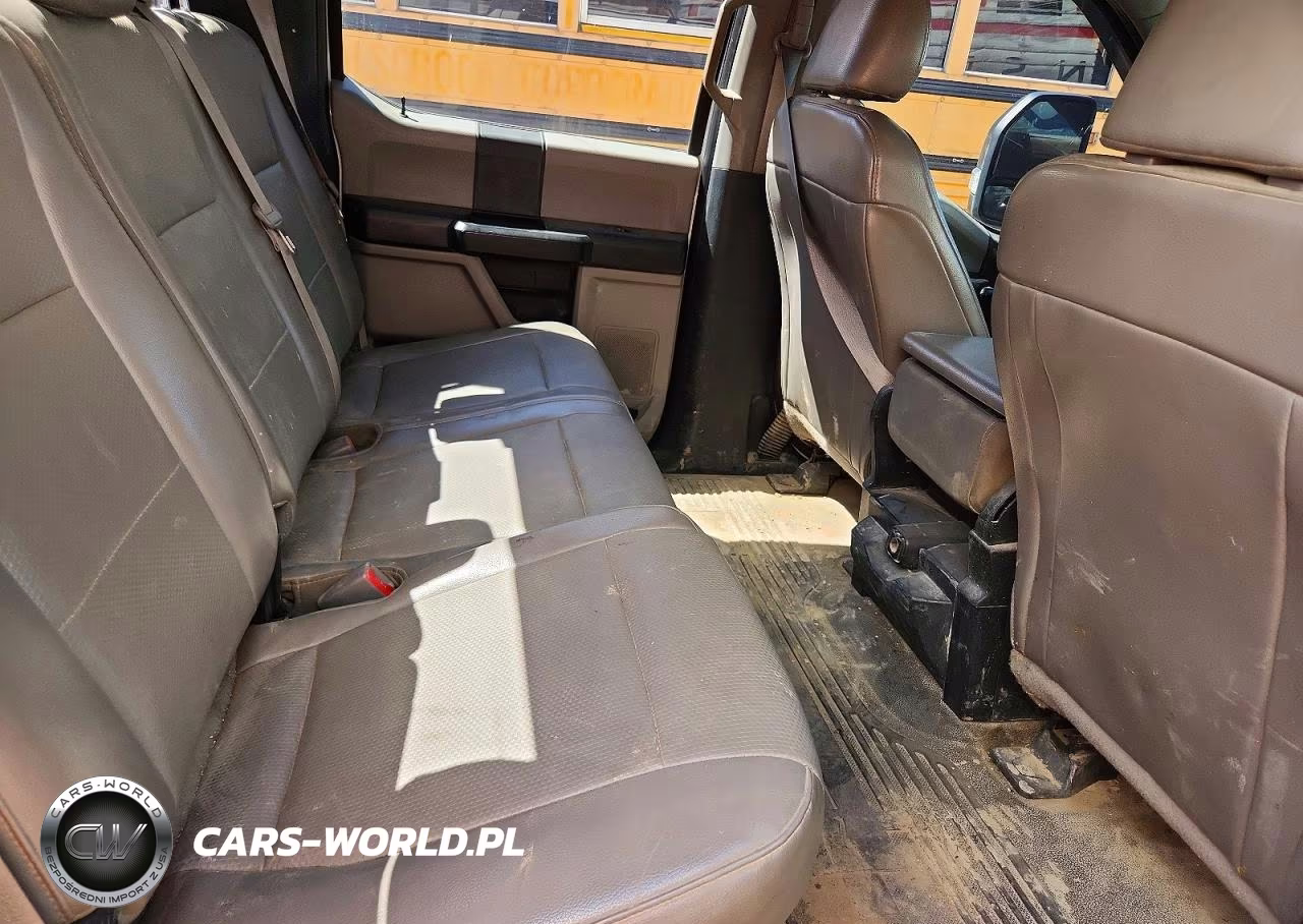 2017 Ford F550 Super Duty VIN:1FD0W5HT4HEF00893 - 10