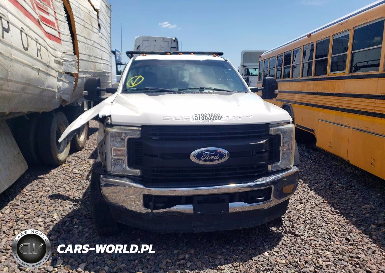 2017 Ford F550 Super Duty VIN:1FD0W5HT4HEF00893 - 5