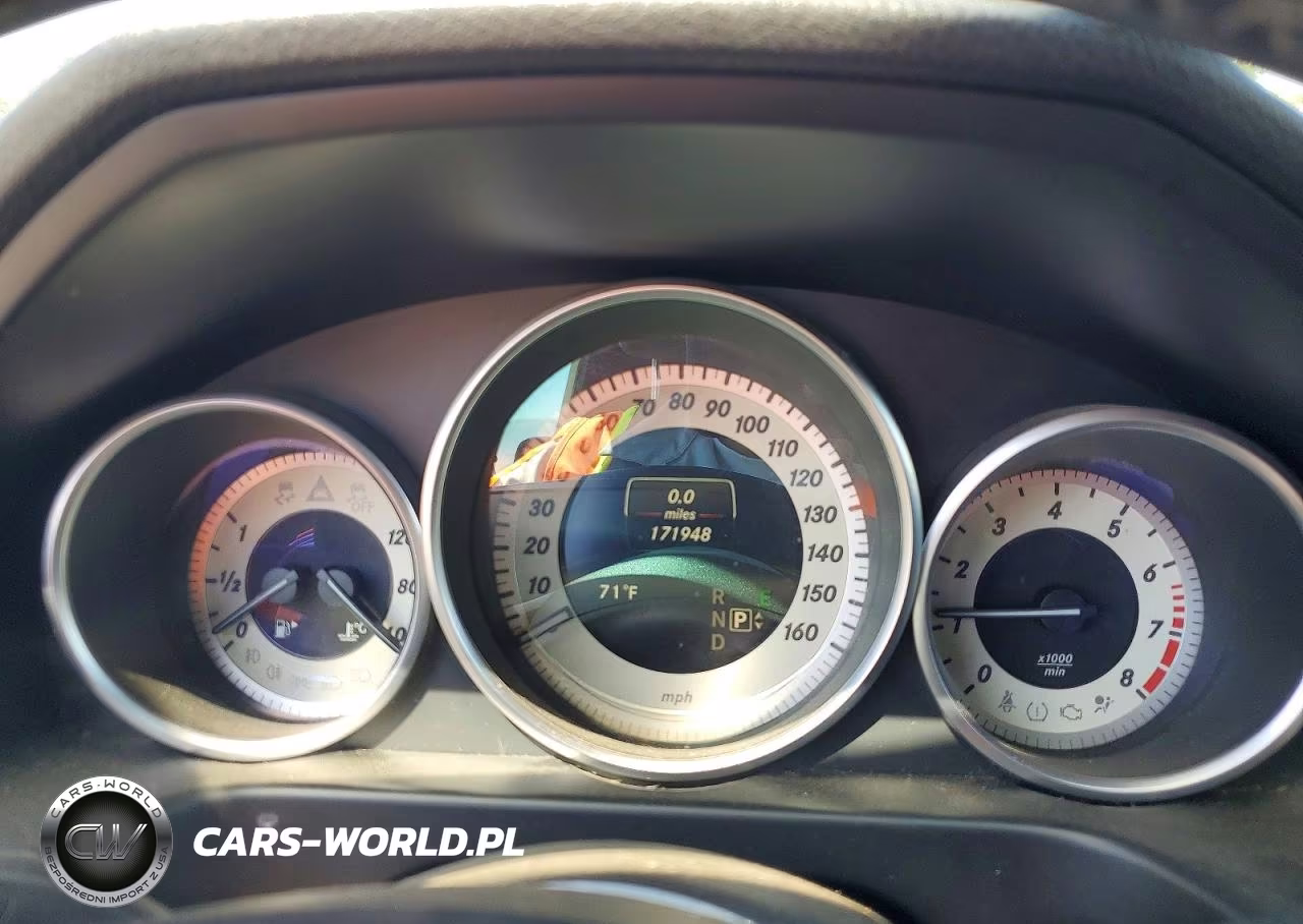 2015 MERCEDES-BENZ E 350 VIN:WDDHF5KB5FB083344 - 9