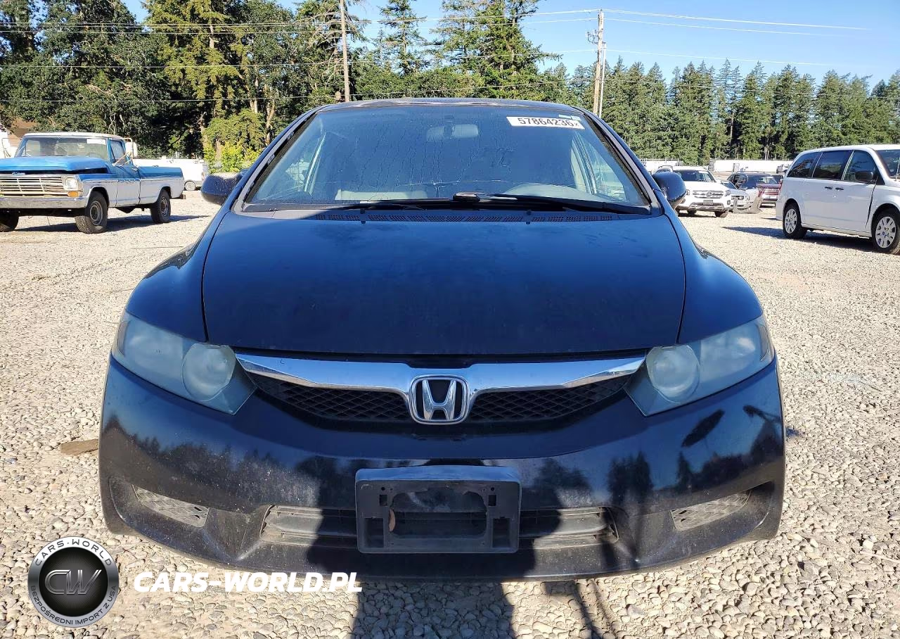 2011 Honda Civic Lx VIN:2HGFA1F53BH300521 - 5