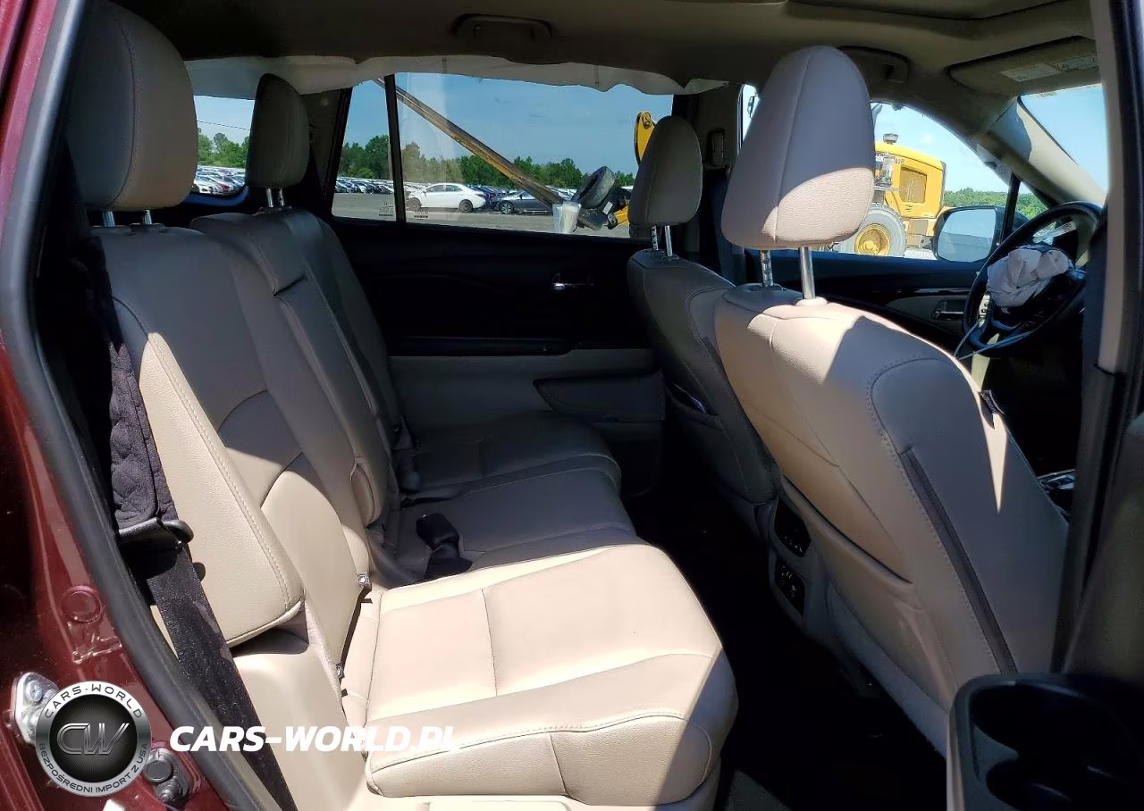 2016 Honda Pilot Touring VIN:5FNYF6H93GB109460 - 11