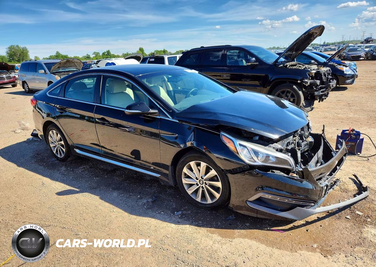 2017 Hyundai Sonata Sport VIN:5NPE34AF3HH486695 - 4