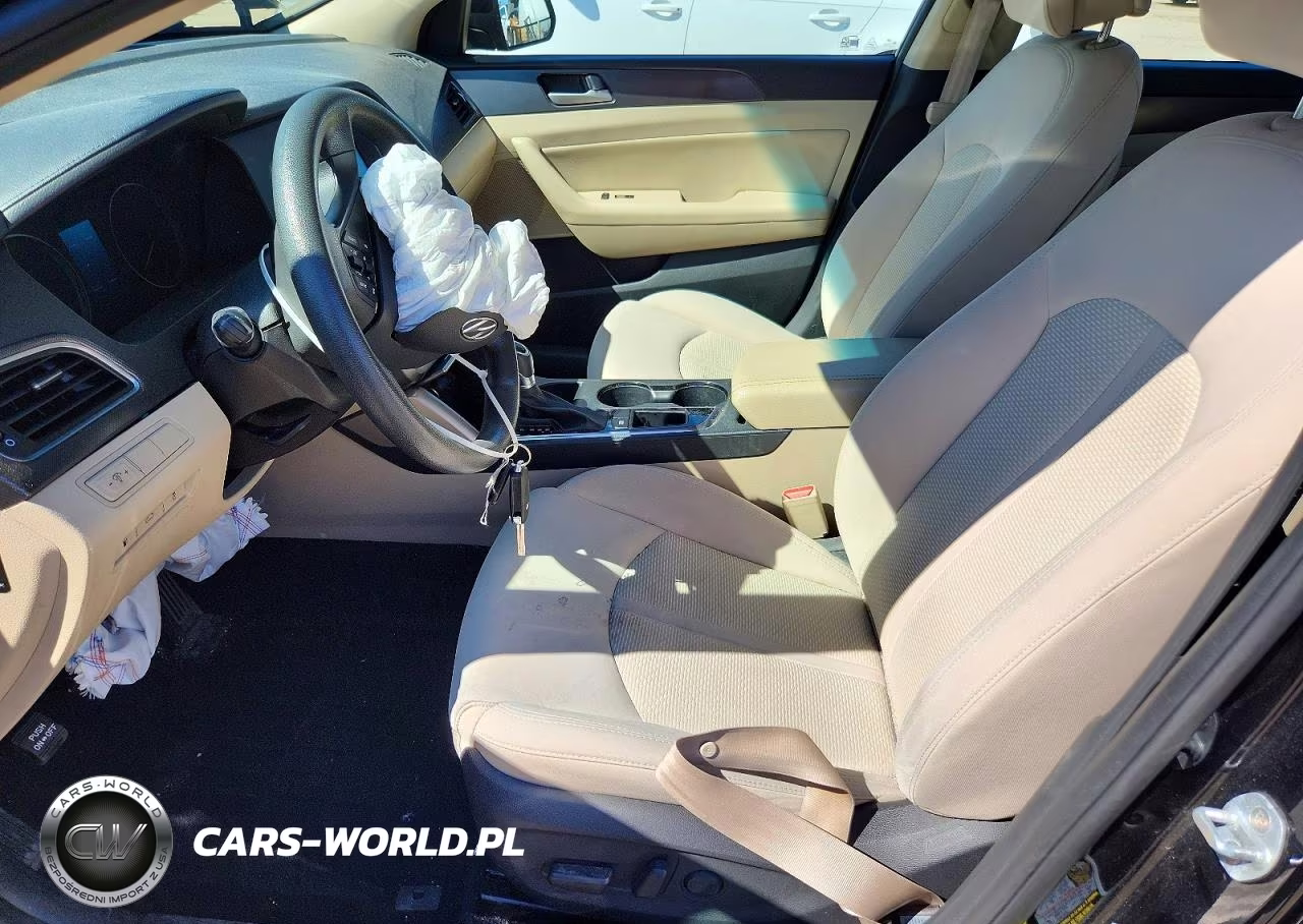 2017 Hyundai Sonata Sport VIN:5NPE34AF3HH486695 - 7