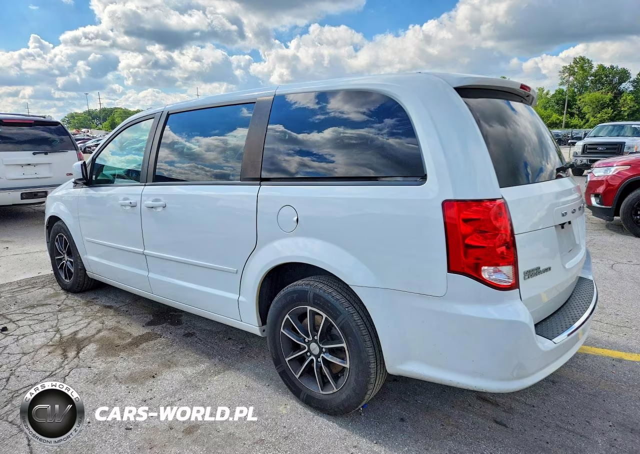 2017 Dodge Grand Caravan Gt VIN:2C4RDGEG2HR754982 - 2