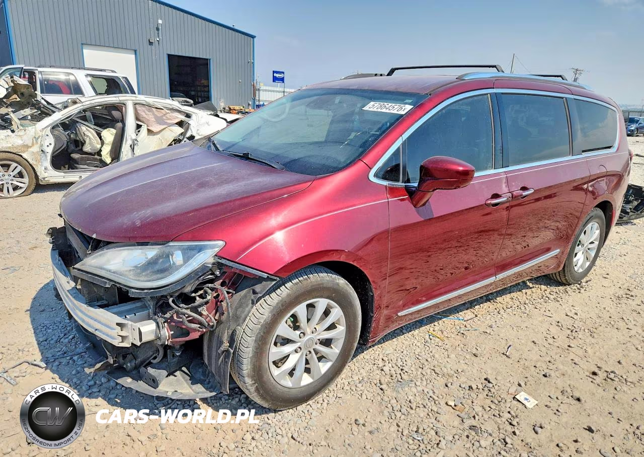 2018 Chrysler Pacifica Touring L Plus