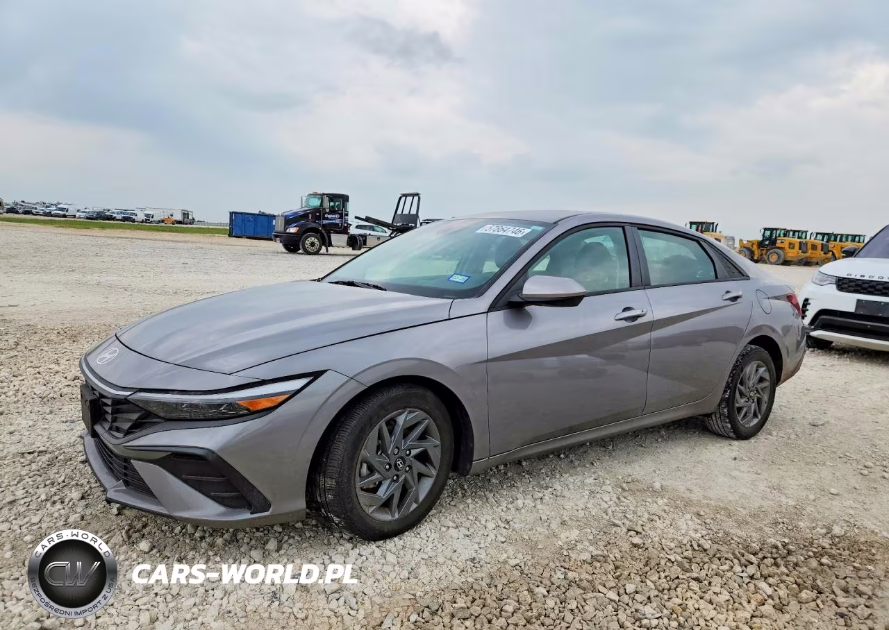 2024 Hyundai Elantra Sel – zdjęcie 1 z 12