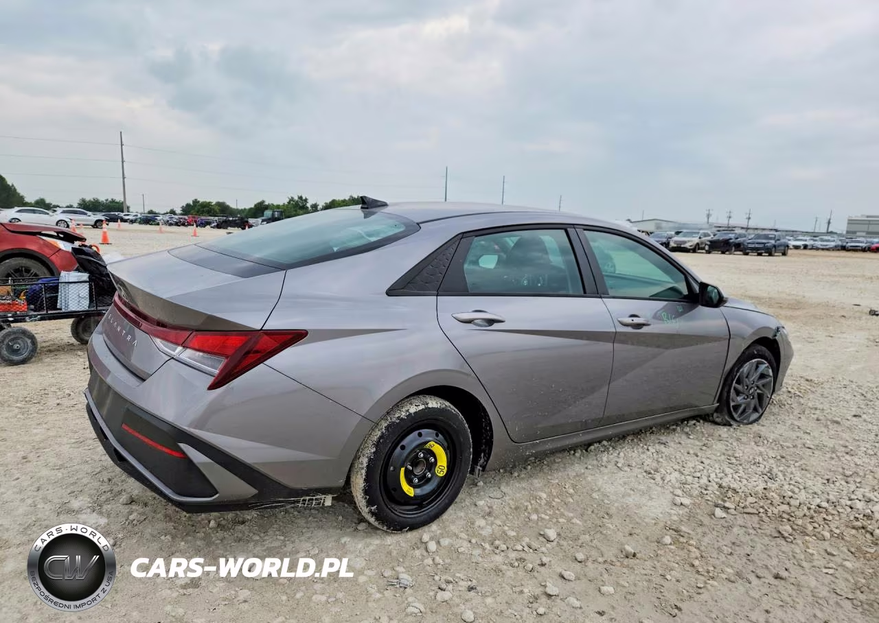 2024 Hyundai Elantra Sel VIN:KMHLM4DG9RU724142 - 3