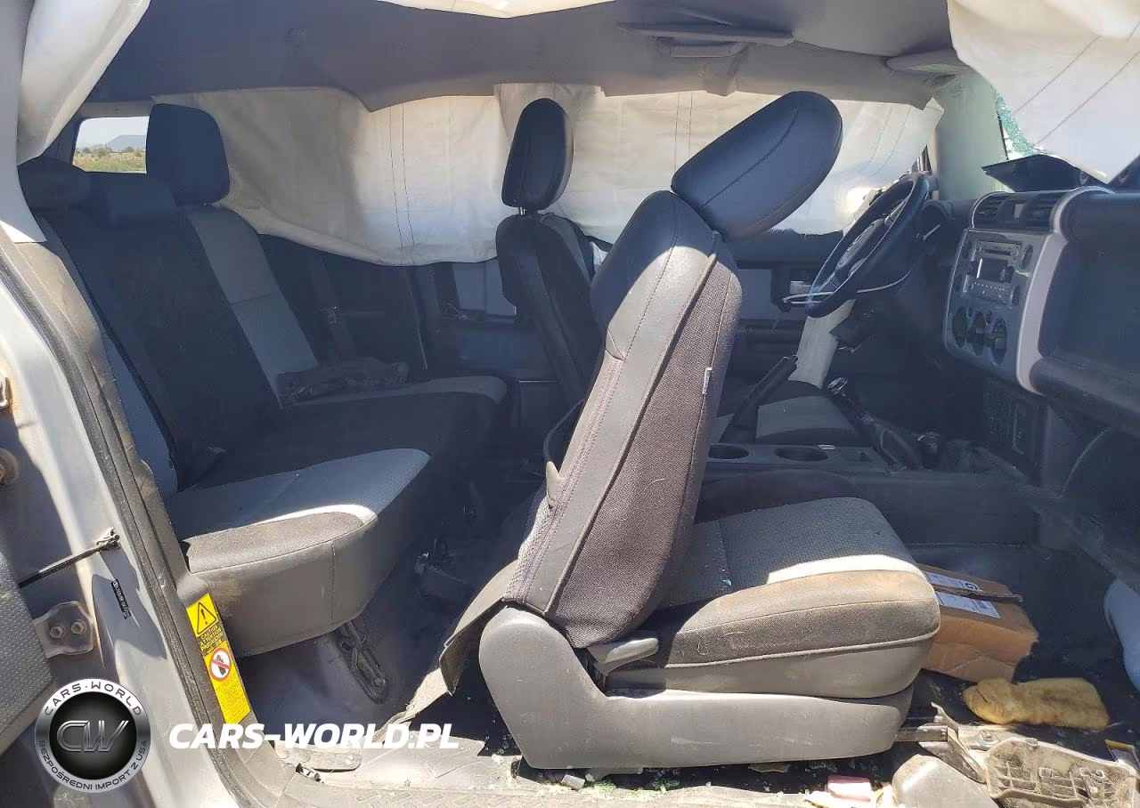 2013 Toyota Fj Cruiser Base VIN:JTEBU4BF1DK157225 - 10