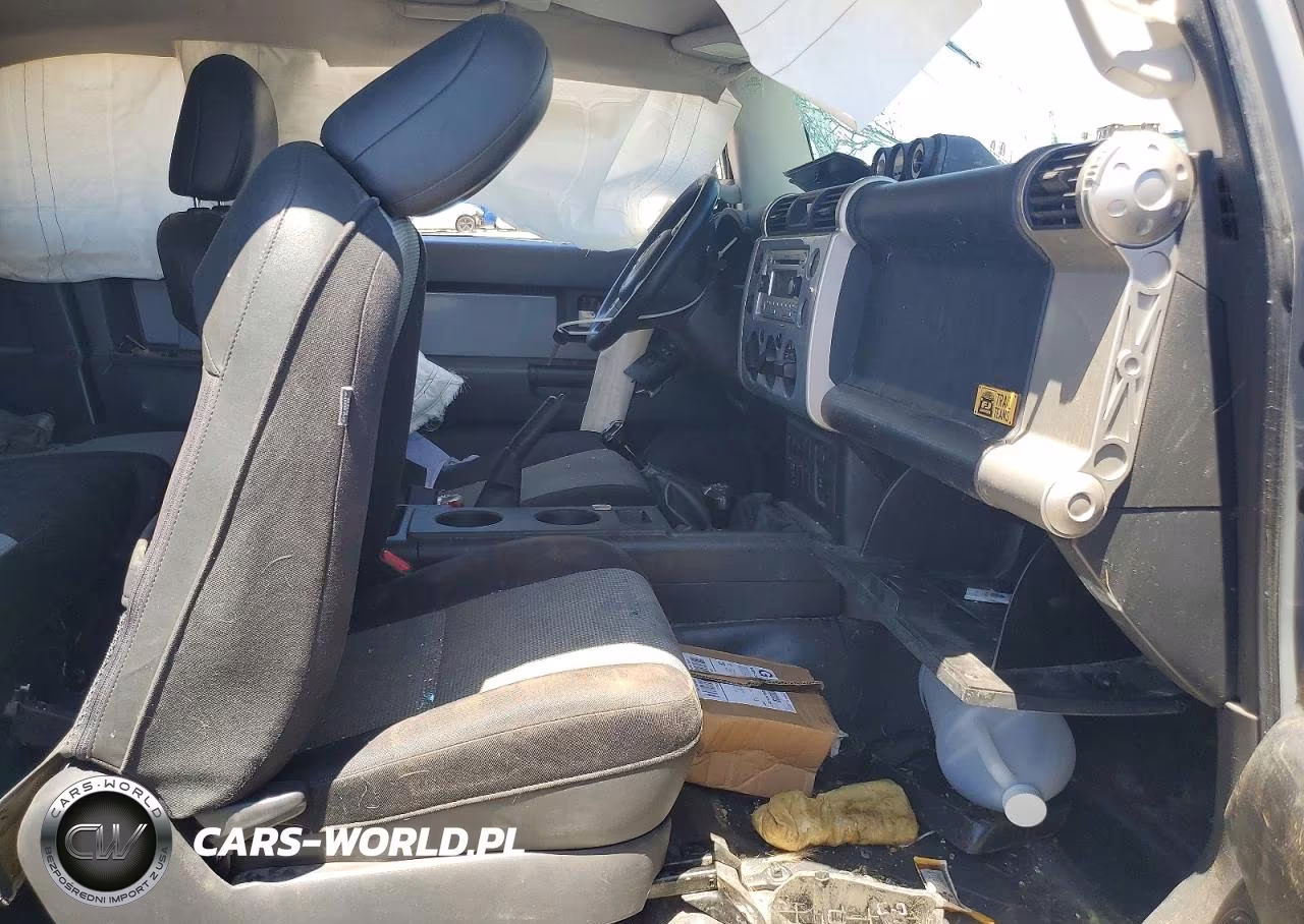 2013 Toyota Fj Cruiser Base VIN:JTEBU4BF1DK157225 - 7