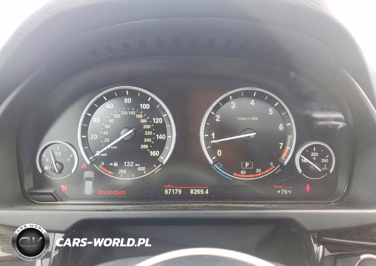 2018 BMW X5 xDrive35I VIN:5UXKR0C52J0X98197 - 9