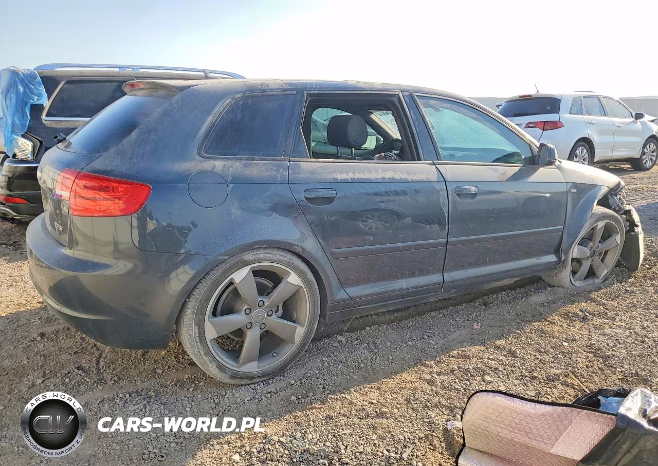 2011 Audi A3 Premium Plus VIN:WAUKEAFM9BA040386 - 3