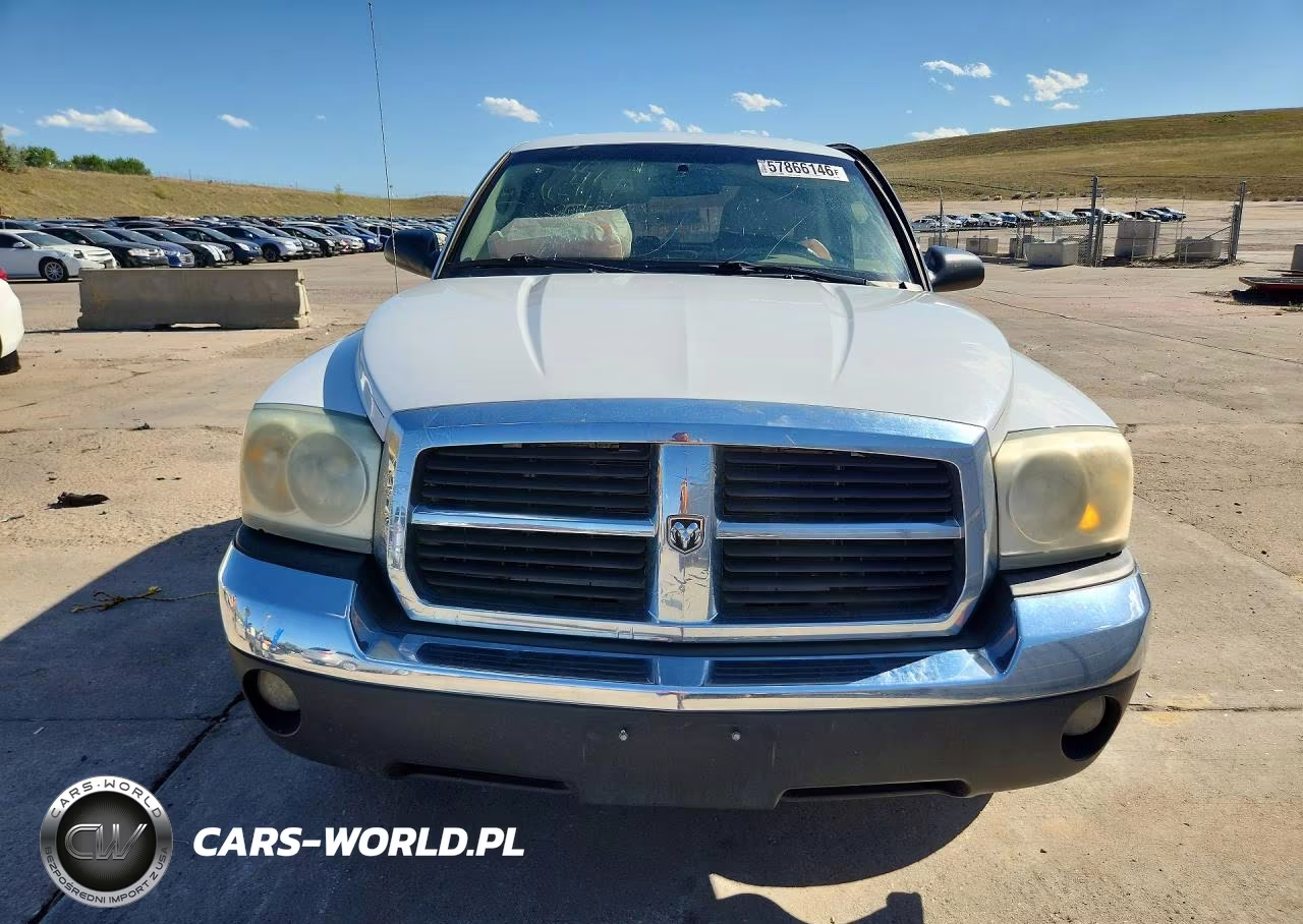 2005 Dodge Dakota Quad Slt VIN:1D7HE48N55S329502 - 5