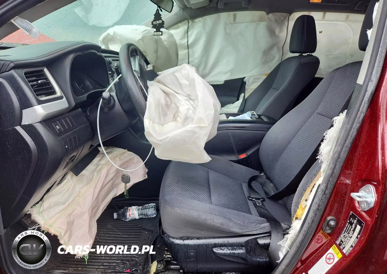 2017 Toyota Highlander Le VIN:5TDBZRFH7HS374355 - 7