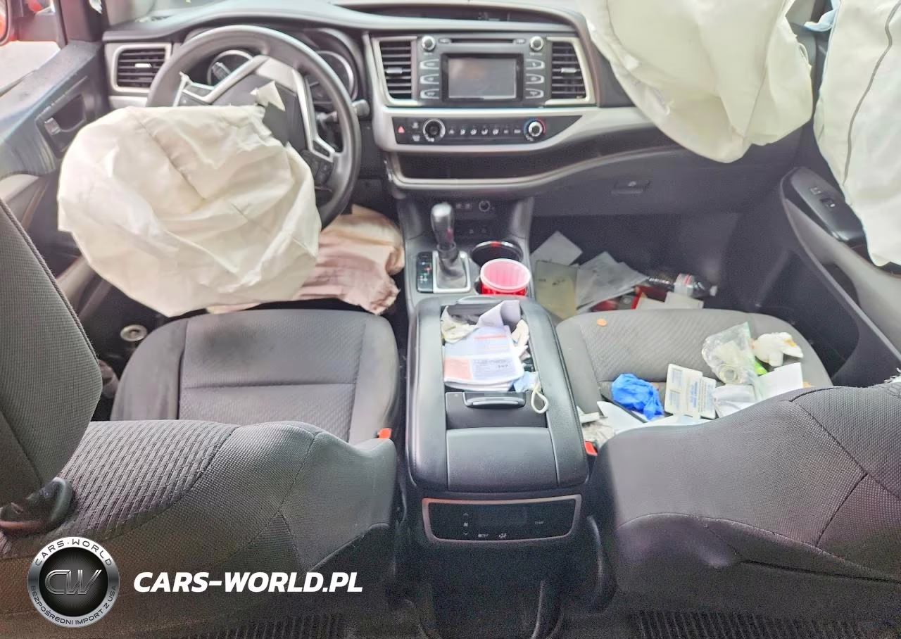 2017 Toyota Highlander Le VIN:5TDBZRFH7HS374355 - 8