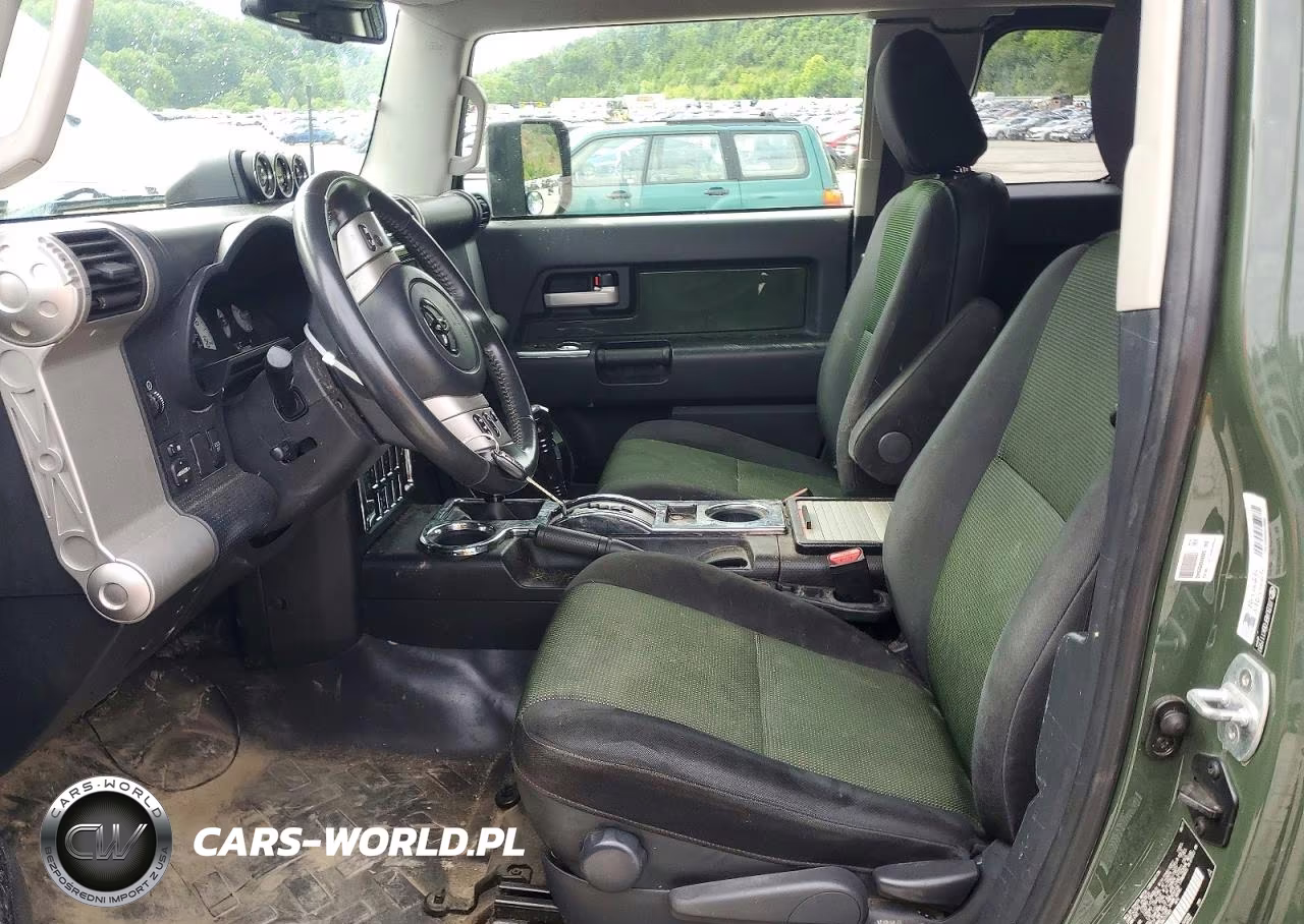 2011 Toyota Fj Cruiser Base VIN:JTEBU4BF0BK111981 - 7