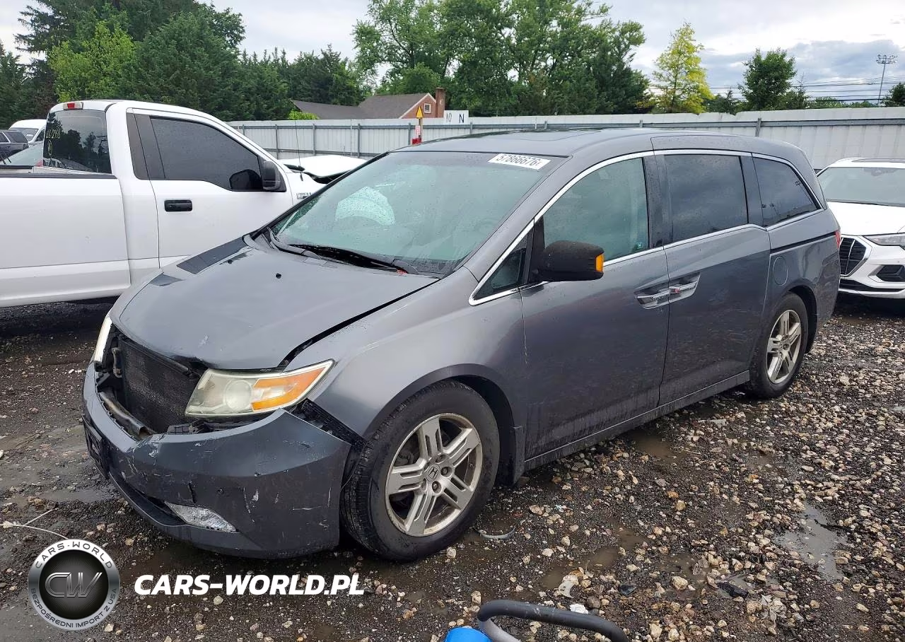 2012 Honda Odyssey Touring – zdjęcie 1 z 13