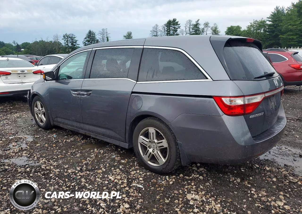 2012 Honda Odyssey Touring VIN:5FNRL5H97CB021996 - 2