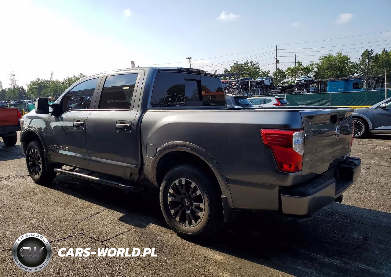 2018 Nissan Titan Pro-4X VIN:1N6AA1E55JN538979 - 2