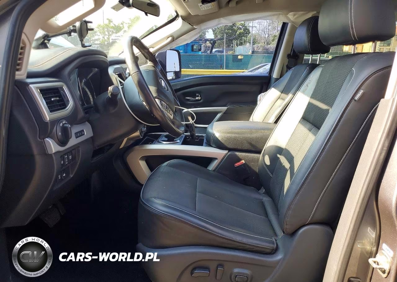 2018 Nissan Titan Pro-4X VIN:1N6AA1E55JN538979 - 7