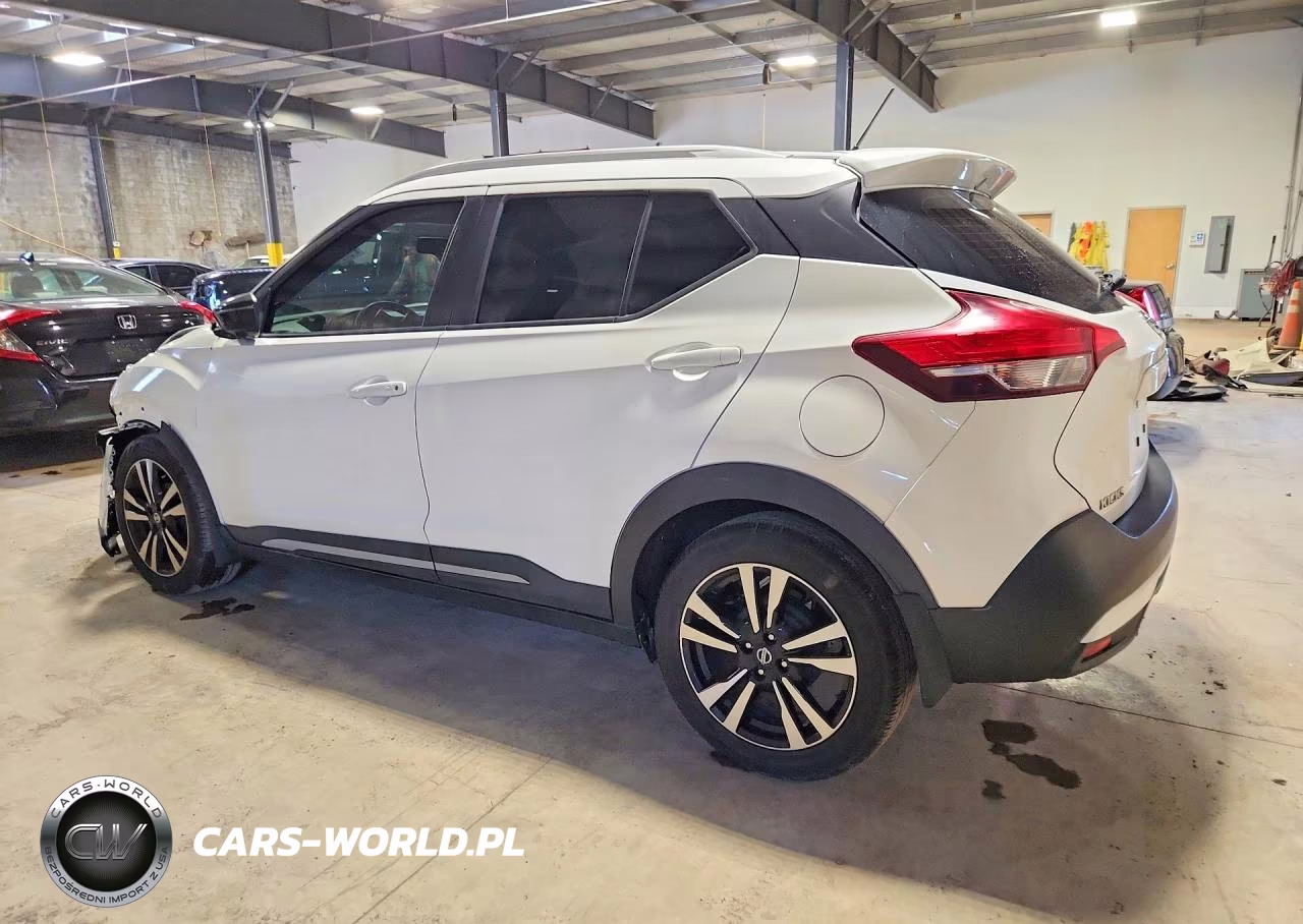 2019 Nissan Kicks Sr VIN:3N1CP5CU6KL529160 - 2