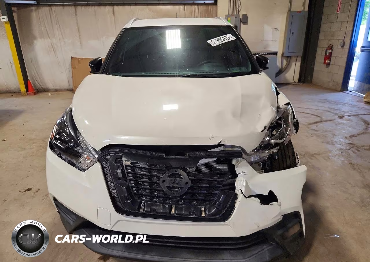 2019 Nissan Kicks Sr VIN:3N1CP5CU6KL529160 - 5