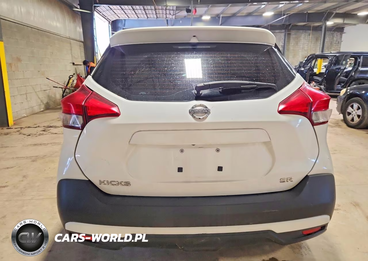 2019 Nissan Kicks Sr VIN:3N1CP5CU6KL529160 - 6