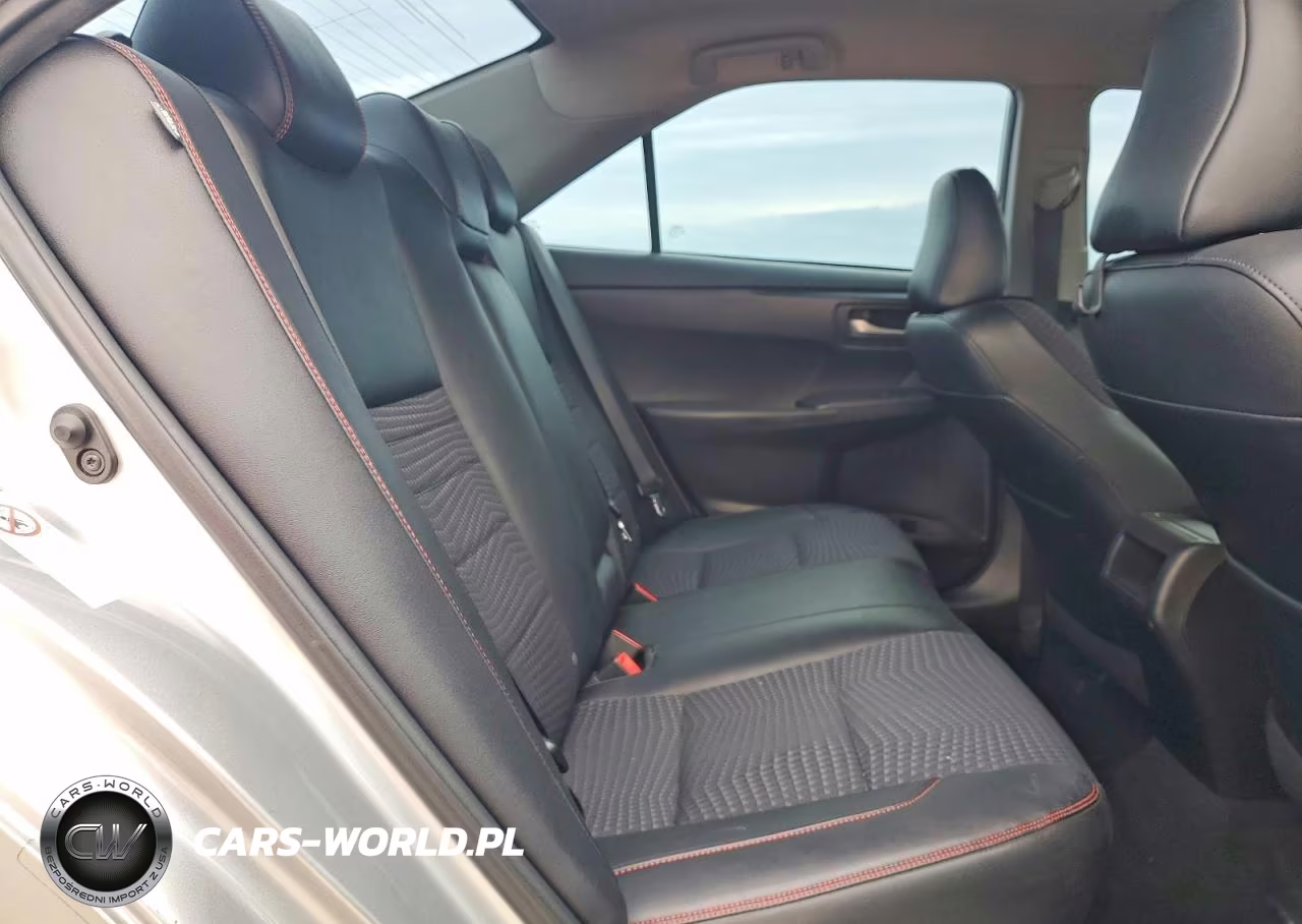 2015 Toyota Camry Se VIN:4T1BF1FK2FU884932 - 10