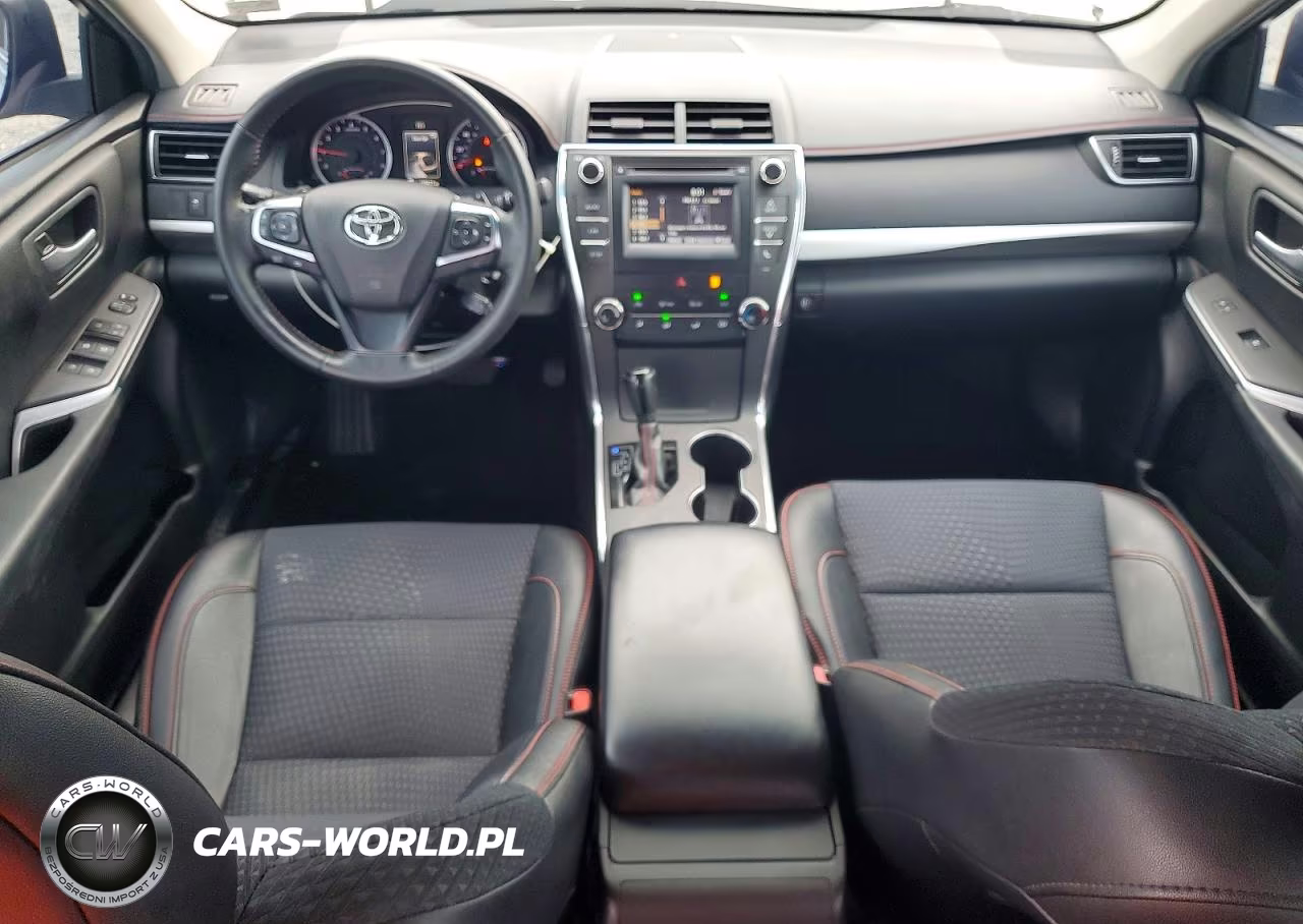 2015 Toyota Camry Se VIN:4T1BF1FK2FU884932 - 8