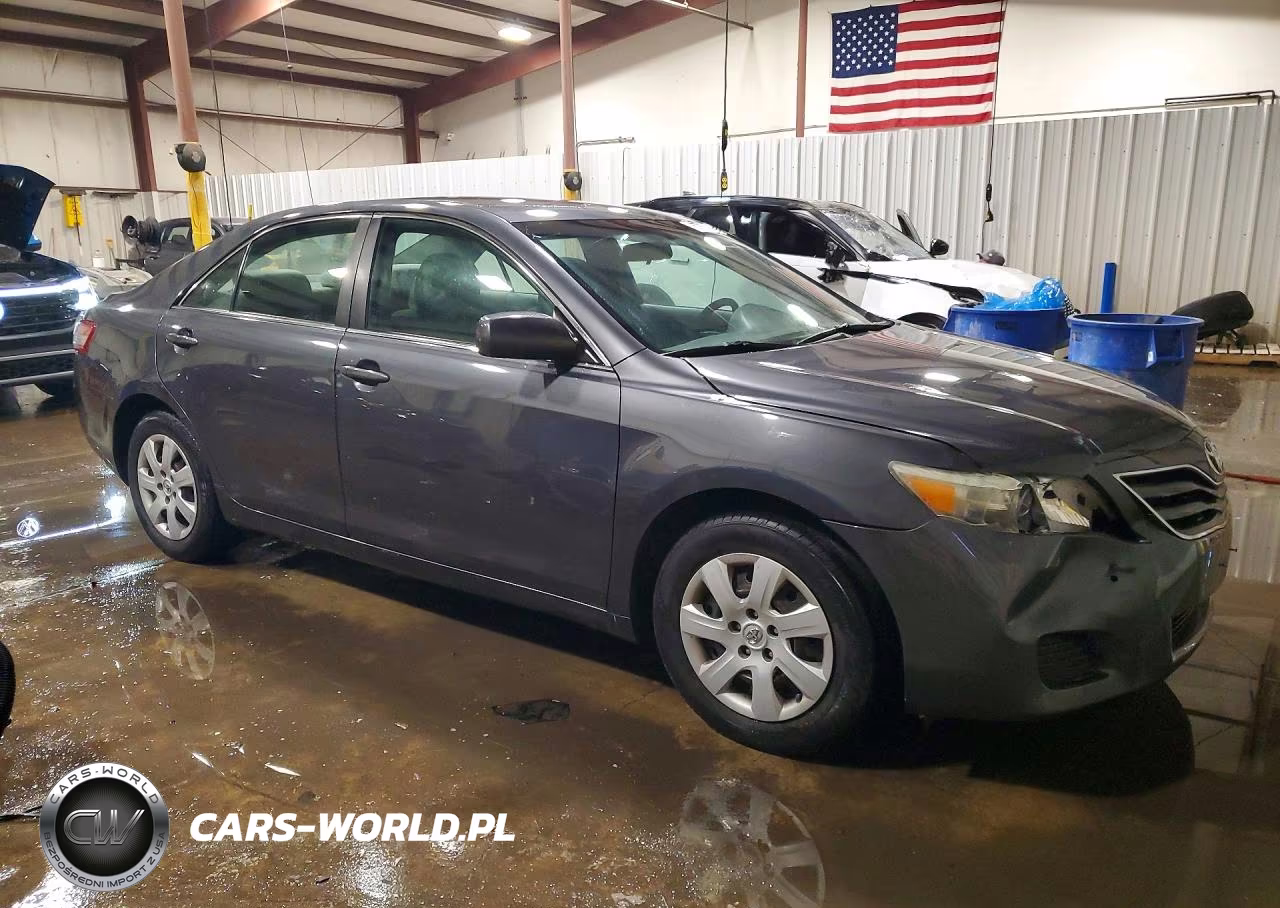 2011 Toyota Camry Le VIN:4T1BF3EKXBU165581 - 4